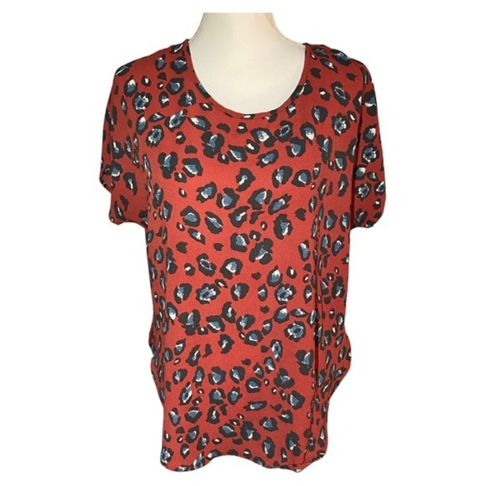 BomBom Cheetah Leopard Animal Print Blouse Red Short Sleeve Crew Neck Top‎
